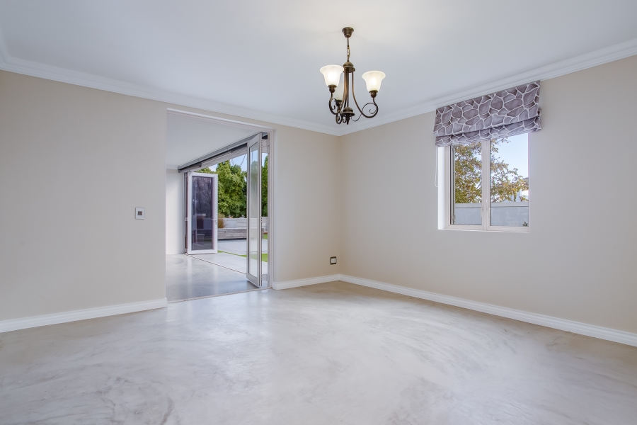 To Let 4 Bedroom Property for Rent in Val De Vie Estate Western Cape